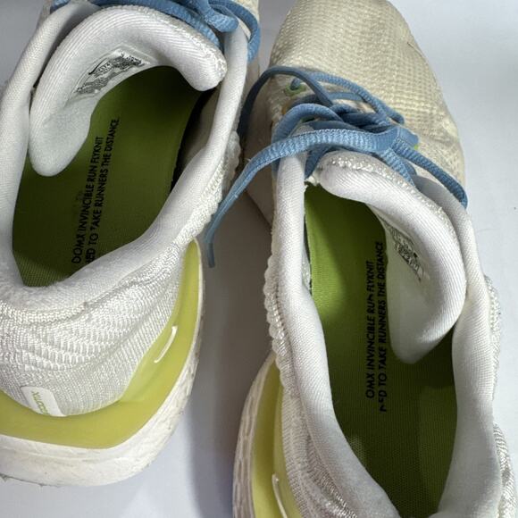 Nike ZoomX Invincible Run Flyknit 2 Men’s Size 12 White Sneakers Shoe DV1745-181 main image 11